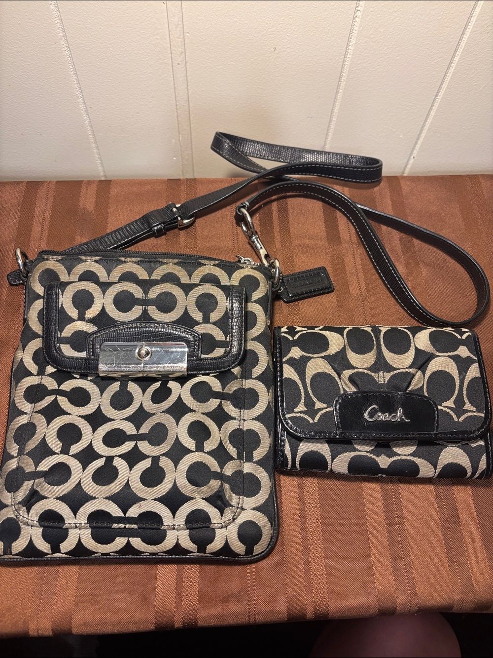 COACH Vintage Kristin Op Art Signature Crossbody Bag & Matching Wallet Set - GUC